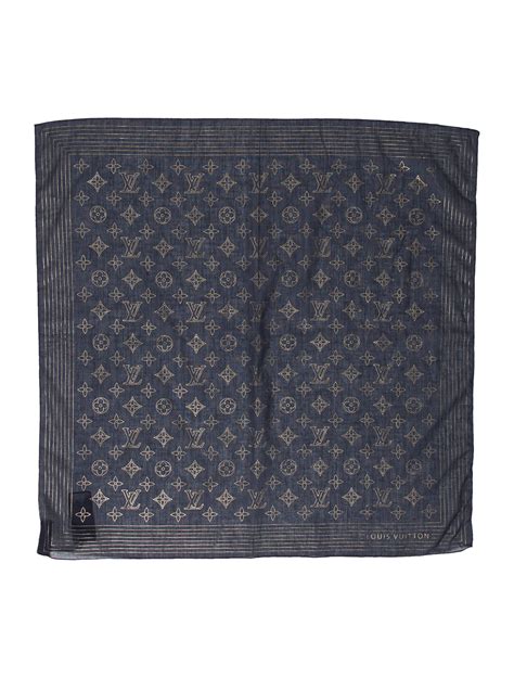 lv pocket square